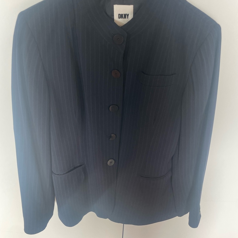 DKNY Women's Navy Pinstripe Blazer vintage